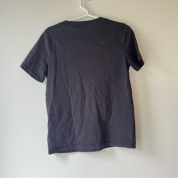 🌼 5/$25 Old Navy LOVE Pride Graphic Tee 5T Black Rainbow Shirt Unisex Kids - Picture 9 of 9